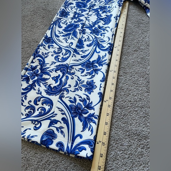 Boohoo Porcelain print wide leg trousers - Picture 5 of 6